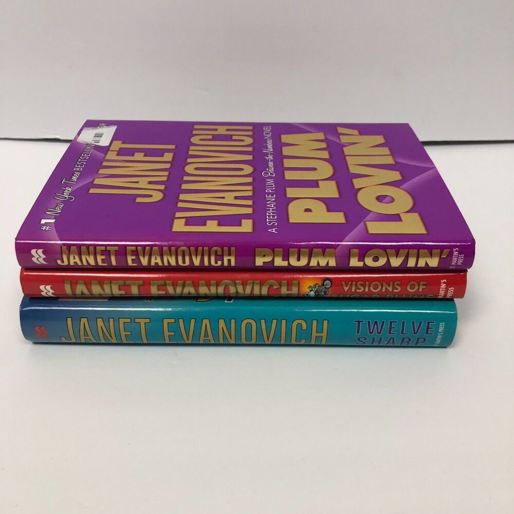 Lot of 3 Janet Evanovich Hardcover Books w/ Dusk Jackets Stephanie Plum Novels